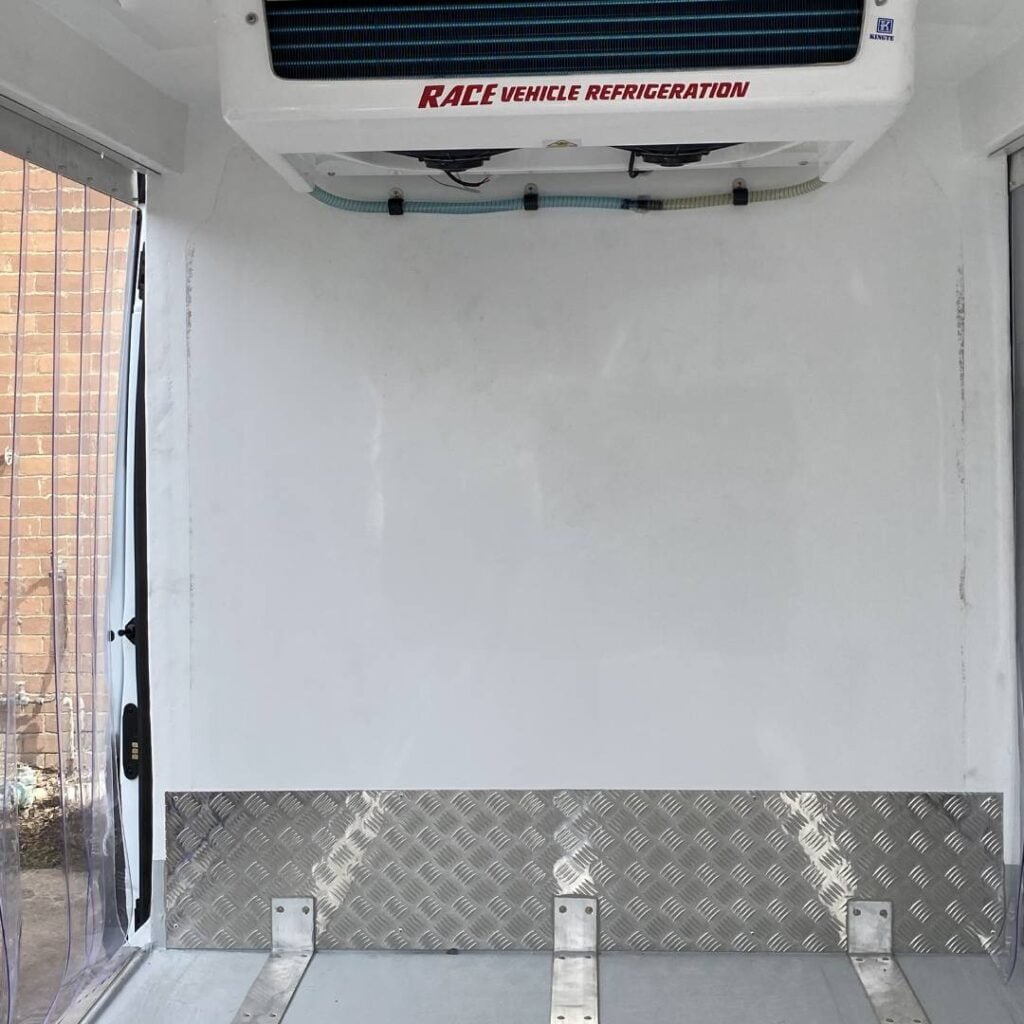 Refrigerated van for rent near me | Refrigerated vans for hire & Van rental